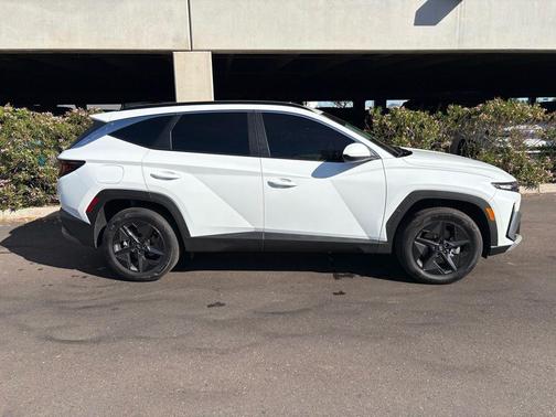 2025 Hyundai TUCSON Plug-In Hybrid SEL