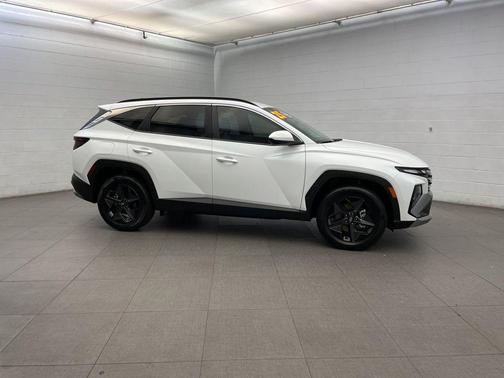 2025 Hyundai TUCSON Plug-In Hybrid SEL