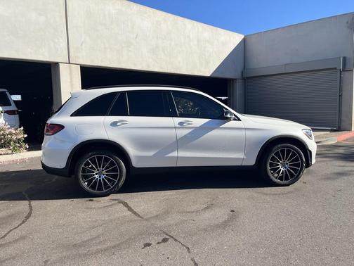 2022 Mercedes-Benz GLC 300 4MATIC