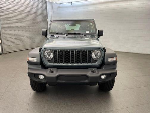 Anvil Clearcoat 2026 Jeep Wrangler Sport