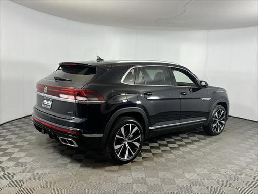 2024 Volkswagen Atlas Cross Sport 2.0T SEL Premium
