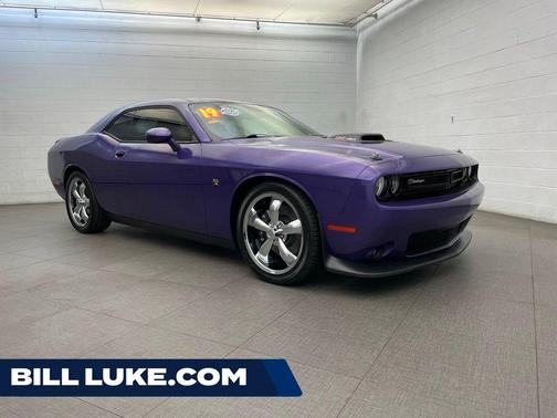 Plum Crazy Pearlcoat 2019 Dodge Challenger R/T Scat Pack