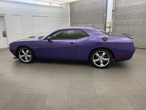 Plum Crazy Pearlcoat 2019 Dodge Challenger R/T Scat Pack