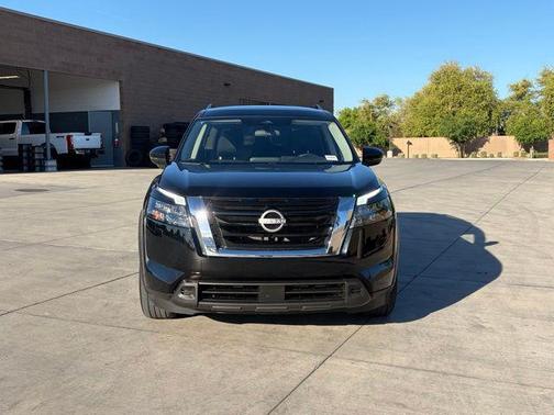 Super Black 2024 Nissan Pathfinder SV FWD