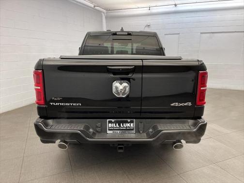 2025 RAM 1500 ST