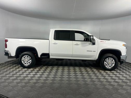 2022 Chevrolet Silverado 3500 LT