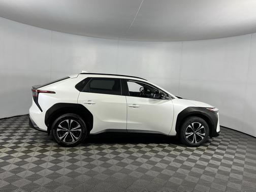 2023 Toyota bZ4X XLE