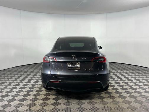 2025 Tesla Model Y Long Range Dual Motor Rear-Wheel Drive