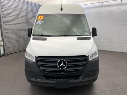 2022 Mercedes-Benz Sprinter 2500 Standard Roof