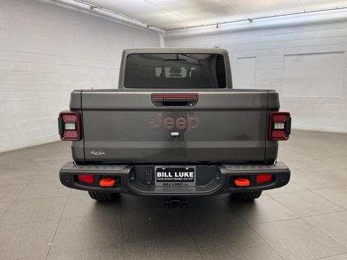 2025 Jeep Gladiator Mojave X