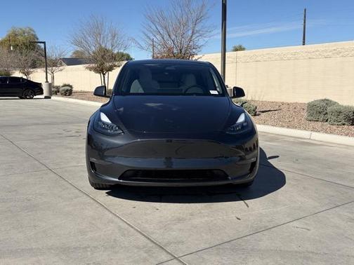 2025 Tesla Model Y Long Range Dual Motor All-Wheel Drive