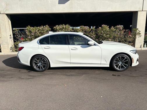 2020 BMW 330 330i