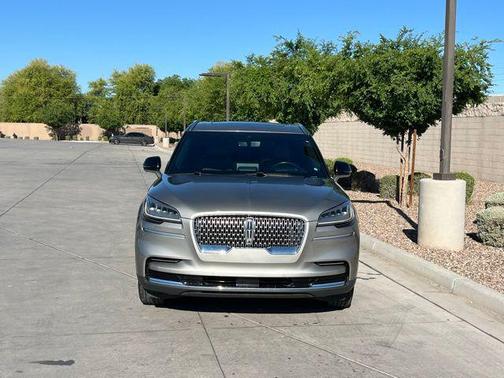 Jewel Sandstone Metallic Premium Colorant 2023 Lincoln Aviator Reserve