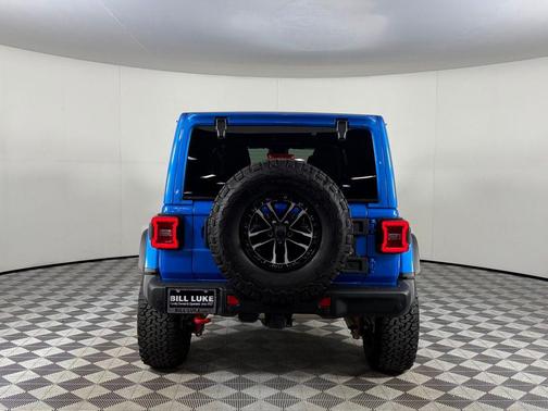 Hydro Blue Pearlcoat 2024 Jeep Wrangler Rubicon