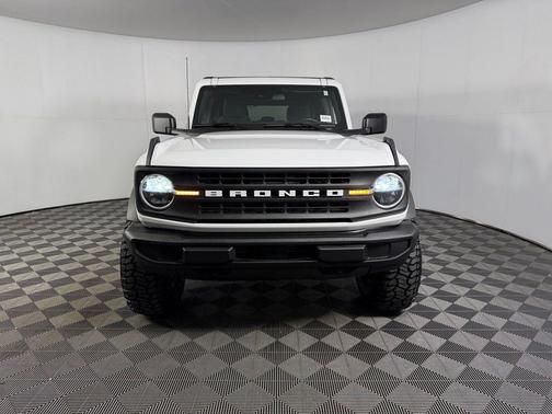 Oxford White 2025 Ford Bronco Big Bend