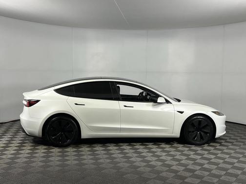 2024 Tesla Model 3 Long Range