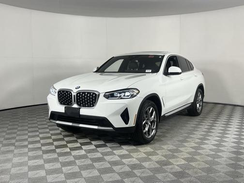 2025 BMW X4 xDrive30i