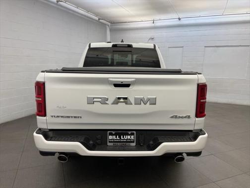 2025 RAM 1500 ST