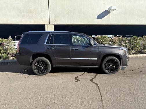 2016 Cadillac Escalade Premium