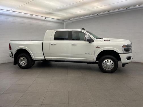 2026 RAM 3500 Longhorn