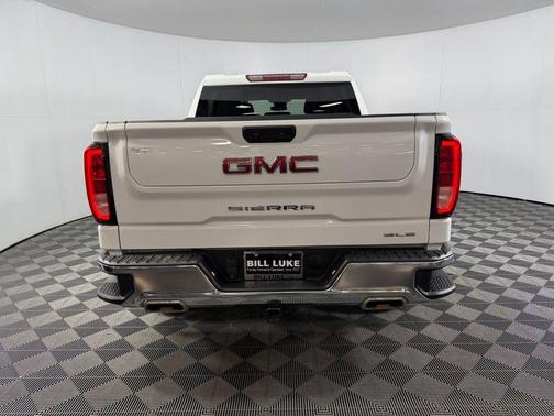 2024 GMC Sierra 1500 SLE