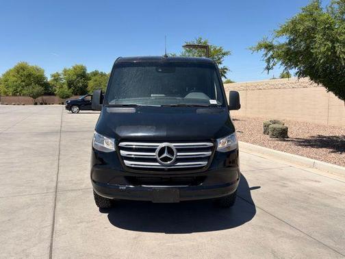 Jet Black 2020 Mercedes-Benz Sprinter 1500 Standard Roof I4
