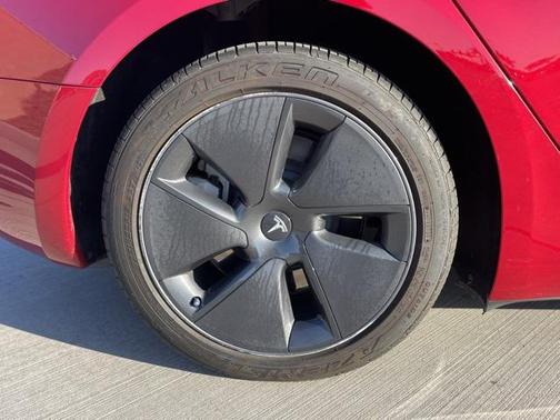 2023 Tesla Model 3 Standard Range