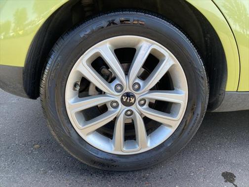 2019 Kia Soul +