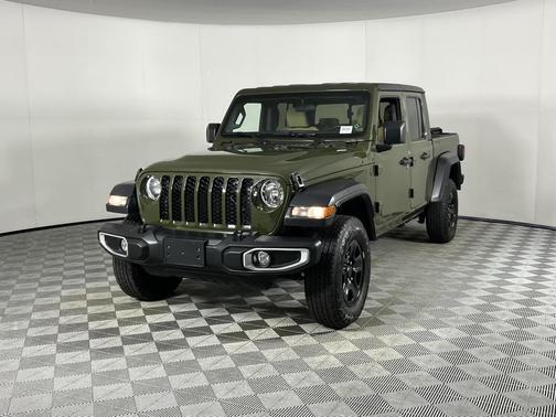 2023 Jeep Gladiator Sport