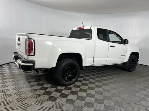 2022 GMC Canyon Elevation Standard