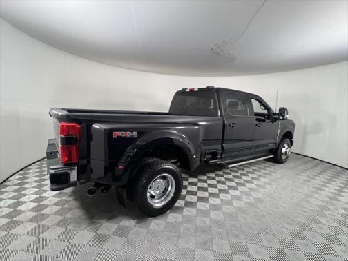 2023 Ford F-350 Lariat