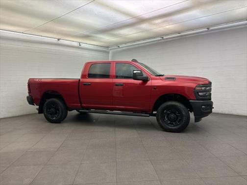 2025 RAM 2500 Tradesman Crew Cab 4x4 6'4' Box