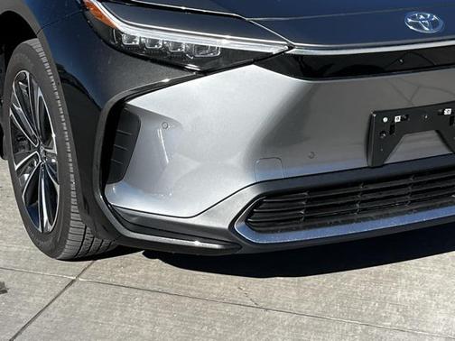 2024 Toyota bZ4X Limited