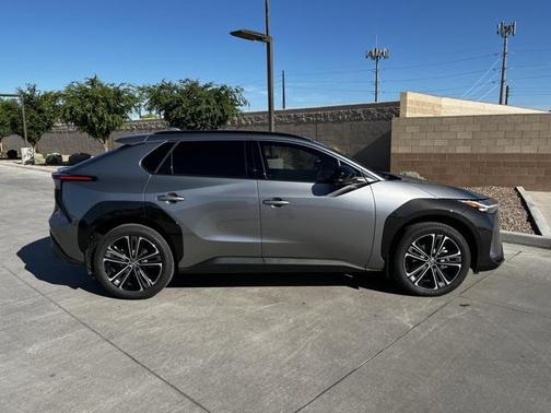 2024 Toyota bZ4X Limited