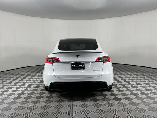 2024 Tesla Model Y Performance Dual Motor All-Wheel Drive