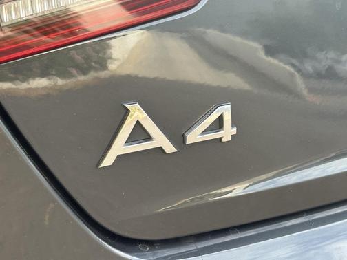 2018 Audi A4 2.0T Premium Plus
