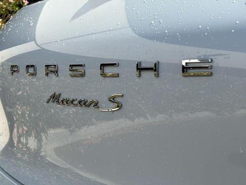 2018 Porsche Macan S