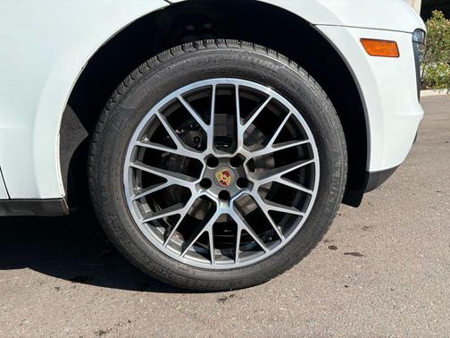 2018 Porsche Macan S