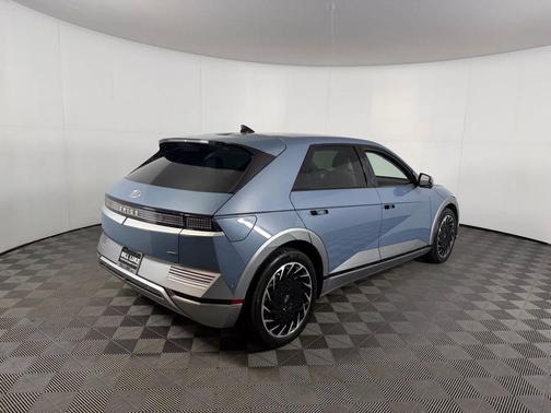 2022 Hyundai IONIQ 5 Limited