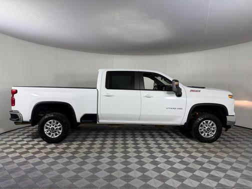 2024 Chevrolet Silverado 2500 LT