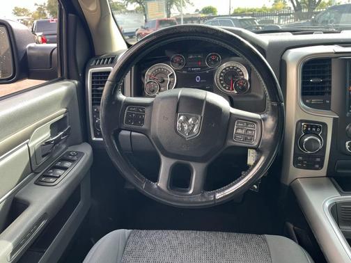 2016 RAM 1500 Big Horn