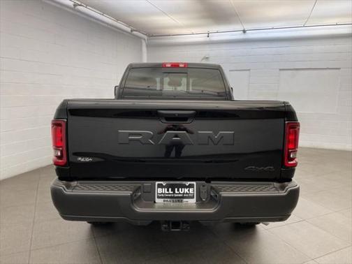 2025 RAM 2500 Tradesman Crew Cab 4x4 6'4' Box