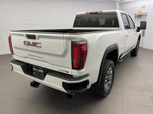 2023 GMC Sierra 2500 AT4