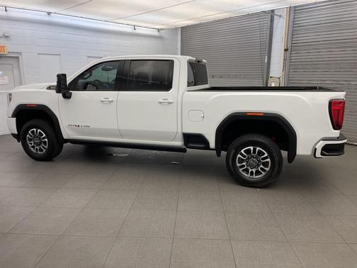 2023 GMC Sierra 2500 AT4