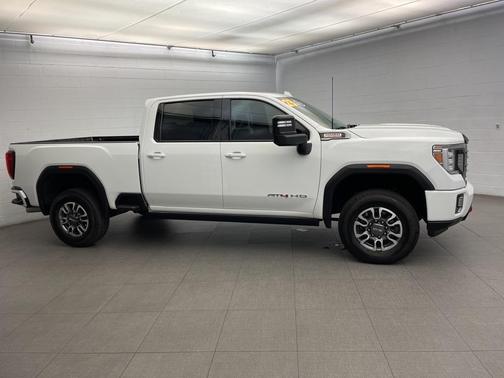 2023 GMC Sierra 2500 AT4
