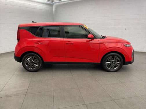 2022 Kia Soul EX