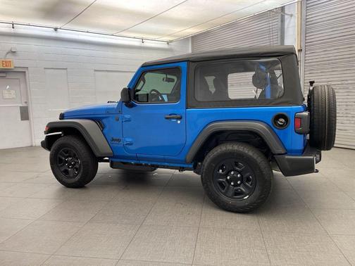Hydro Blue Pearlcoat 2026 Jeep Wrangler Sport