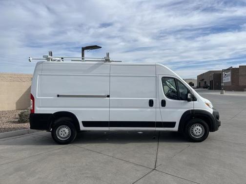 2024 RAM ProMaster 2500 Tradesman