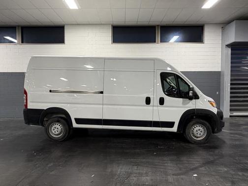 2024 RAM ProMaster 2500 Tradesman