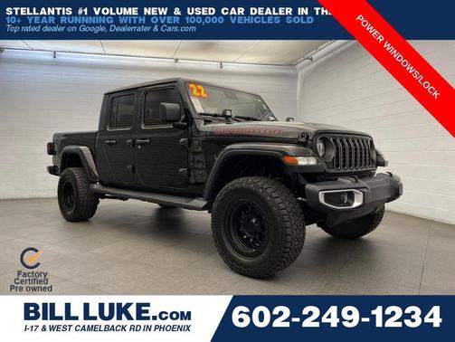 Black Clearcoat 2024 Jeep Gladiator Sport S